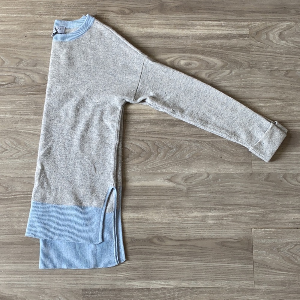 Cashmere sweater